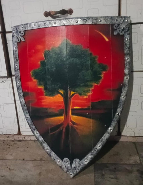 Duncan The Tall Shield - Short for wall version